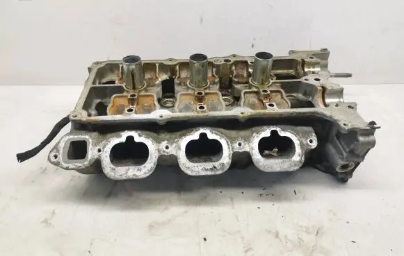 Ford Mustang VI Engine head RFDG1E6C064AA