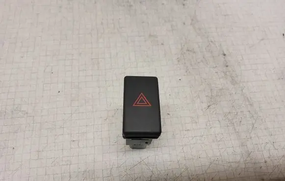 Toyota Avensis T250 Hazard light switch 157963 TR9503