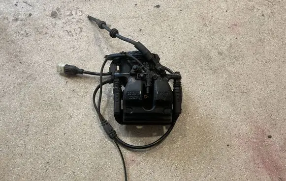 Mercedes-Benz GLE W167 Rear brake caliper A1675463001