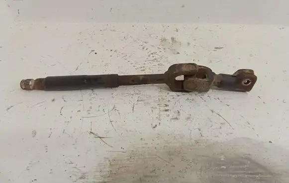 Toyota Hilux (AN120, AN130) Steering column universal joint