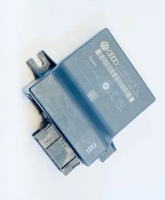 Audi A6 S6 C6 4F Gateway control module 4L0907468B 4L0910468A