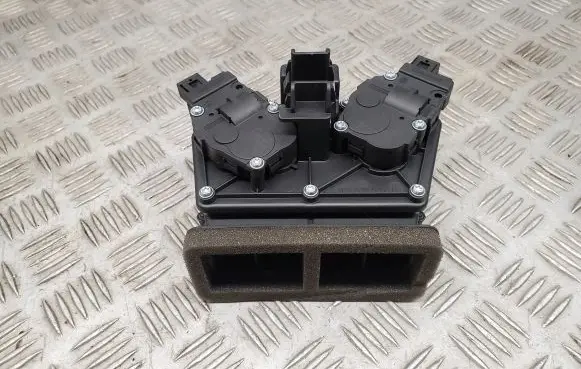 Porsche Cayenne (92A) A/C air flow flap actuator/motor 7P0820526B