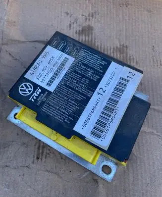 Volkswagen PASSAT B6 Airbag control unit/module 3C0909605M 391125 1307320P