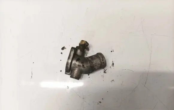 Volvo S70 V70 V70 XC Engine coolant pipe/hose 034121133