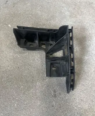Volkswagen Touran II Rear bumper mounting bracket 1T0807454 DNF15930