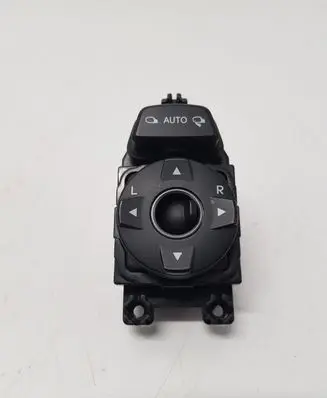Hyundai Santa Fe Wing mirror switch 8984801110