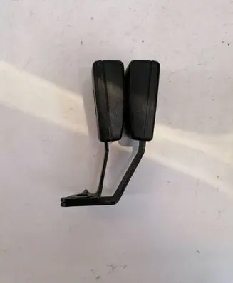 Audi A8 S8 D3 4E Middle seatbelt buckle (rear) 4E0857739A