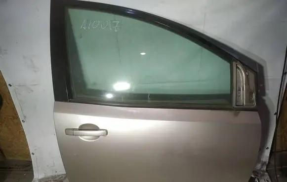 Nissan Quest Front door rudos