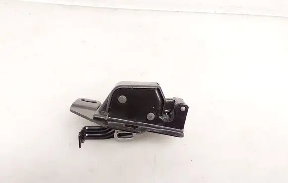 Loading door lock