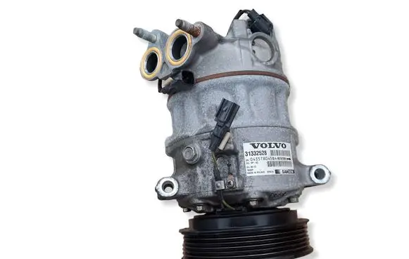 Volvo V60 Air conditioning (A/C) compressor (pump) 31332528 043578045B4