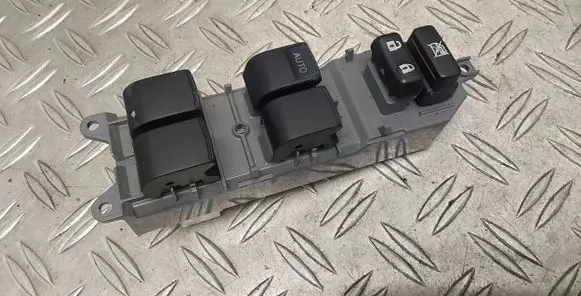 Toyota RAV 4 (XA40) Electric window control switch 7423242180
