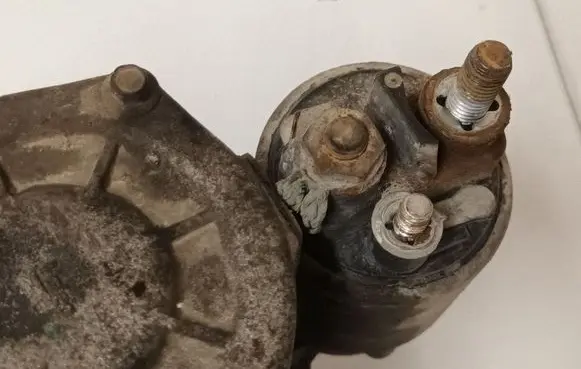 Ford Focus Starter motor CV6T11000GA ESW10E40