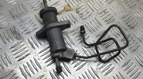 BMW 3 E46 Clutch slave cylinder 6740