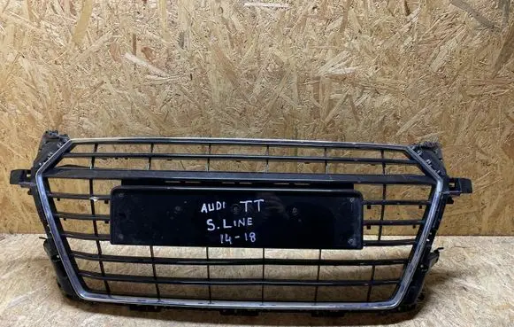 Audi TT TTS RS Mk3 8S Front bumper upper radiator grill