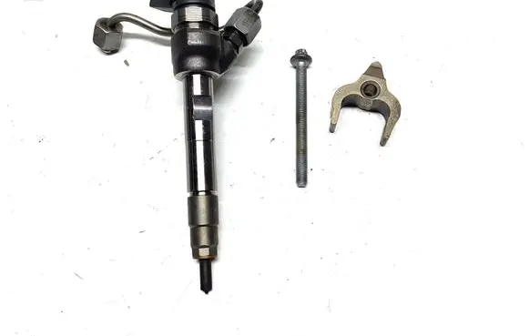 BMW 5 G30 G31 Fuel injector 8514148 0445110743 7ZZF5W7