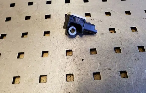 Peugeot 5008 Airbag deployment crash/impact sensor 9663904980