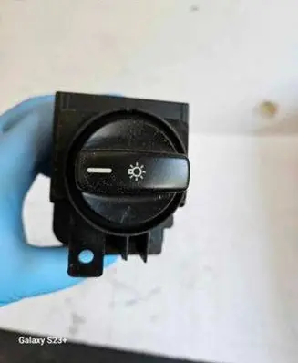 Mercedes-Benz B W245 Light switch 1695451304 0277086 32220301
