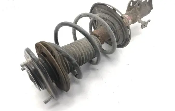 Toyota Auris E180 Front shock absorber/damper