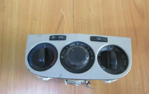 Opel Corsa D Climate control unit 466119570 5E094010 5E0940100