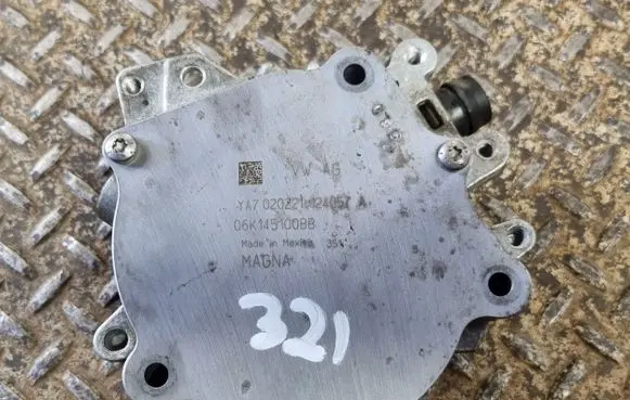 Volkswagen Tiguan Allspace Vacuum pump 06K145100BB