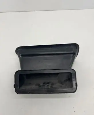 BMW iX Cabin air duct channel 9490784 10808611