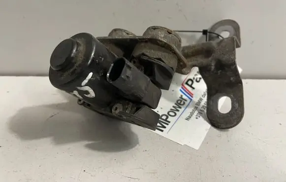 BMW X5 F15 Coolant heater control valve 1234567