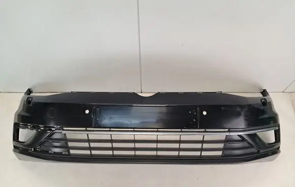 Volkswagen Golf VII Front bumper 5G0807221FL Z2666