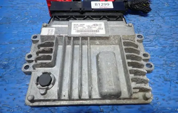 KIA Rio Engine control unit/module ECU 39130-2A200 28339965013140101