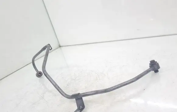 Opel Vivaro Turbo turbocharger oiling pipe/hose 680655021107