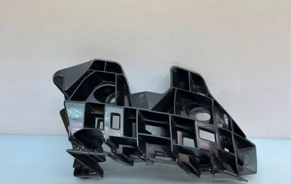 Volkswagen Arteon Shooting Brake Rear bumper mounting bracket 3G8807483