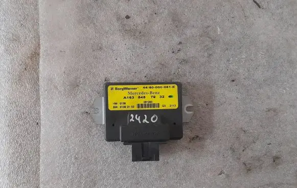 Mercedes-Benz ML W163 Transfer box differential control unit a1635457932 1635457932