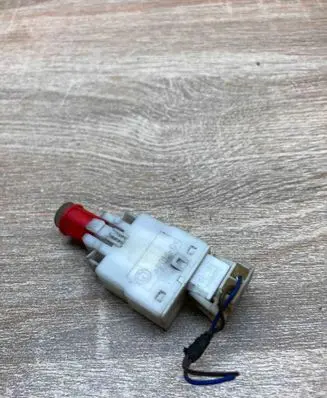 BMW 3 E46 Brake pedal sensor switch 8360421 WITHPLUG