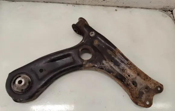 Seat Ibiza IV (6J,6P) Front lower control arm/wishbone 6R0407152A