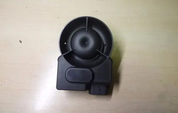 Toyota RAV 4 (XA40) Alarm system siren 4S5363TGA M375
