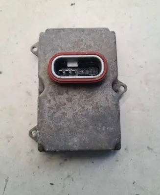 Mercedes-Benz E W211 Headlight ballast module Xenon A0028202426 5DF00827900