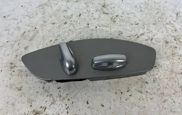 Porsche Macan (95B) Seat control switch 7PP959748M
