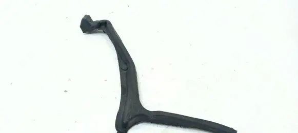 Mitsubishi 3000 GT Wiper trim