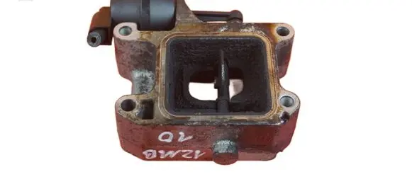 Volvo XC60 EGR valve line/pipe/hose D5244T11 D5244T15