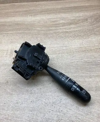 Toyota Corolla E120 E130 Wiper control stalk 17373802290 173647