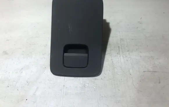 Volvo XC90 Glove box 31366376
