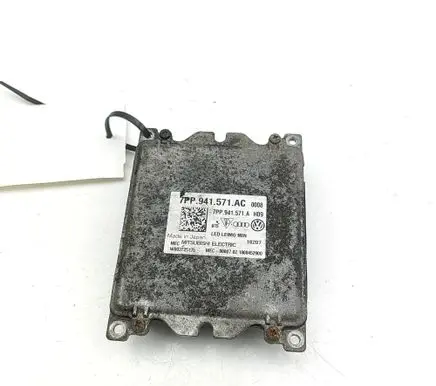 Volkswagen PASSAT B8 LED ballast control module 7PP941571AC 7PP941571A