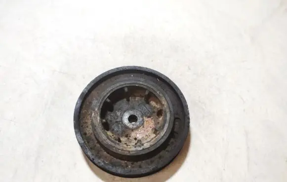 Renault Laguna II Crankshaft pulley c27581
