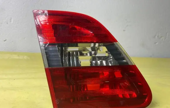 Mercedes-Benz B W245 Tailgate rear/tail lights A1698201564 1698201564