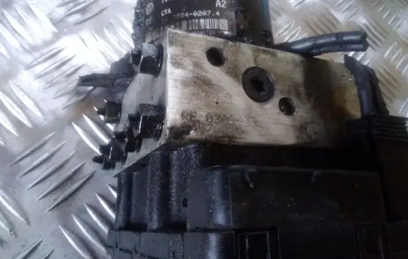 Seat Leon (1M) ABS Pump 1J0907379P 1J0614117D 10020402074