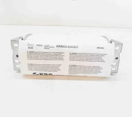 Audi A5 8T 8F Passenger airbag CE0589P1000100 8T0880204H