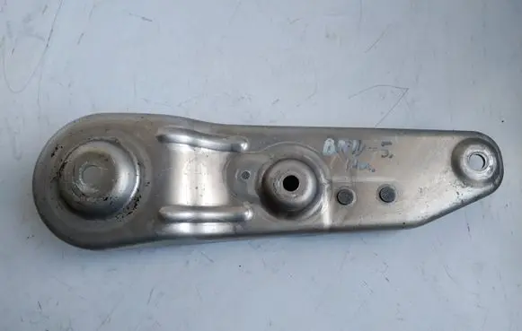 BMW 5 F10 F11 Rear control arm 6776149