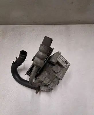 Ford Mondeo MK IV Power steering pump 9G913A696EA B4911041942