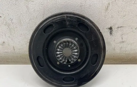 Seat Leon (5F) Crankshaft pulley 06H105243K