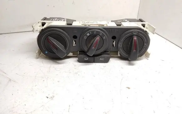 Seat Ibiza IV (6J,6P) Climate control unit 6J0820045 127052009 901513720000