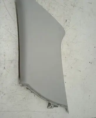 (D)pillar trim (top)